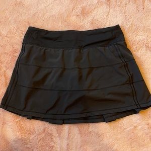 LuluLemon tennis skirt Size 6 Tall